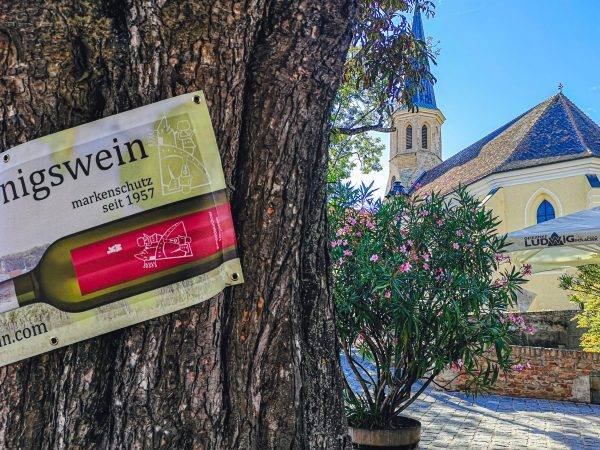 Königswein heurigen in Kirchenplatz of Gumpoldskirchen, Austria
